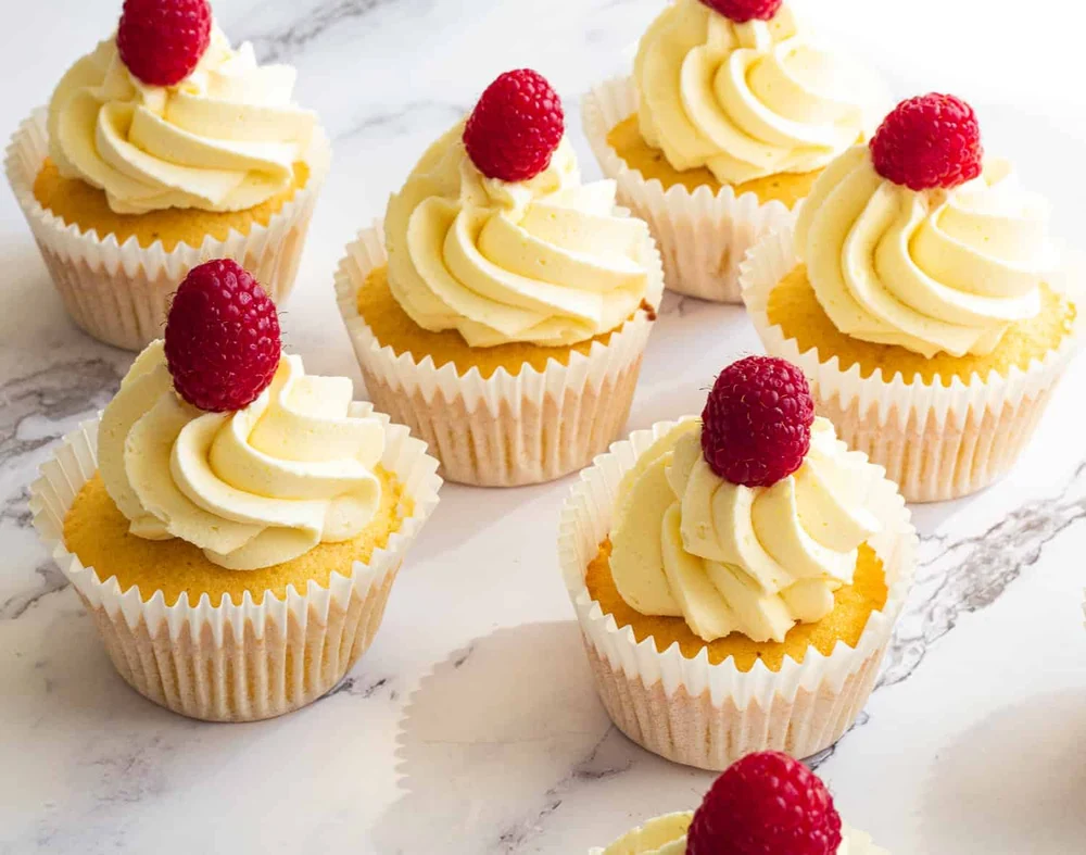 Simple Cakes & Cupcakes to Try